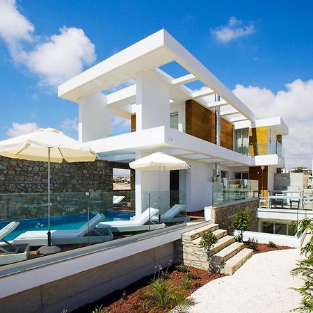 Paradise Cove Luxurious Beach Villas Paphos Eksteriør billede