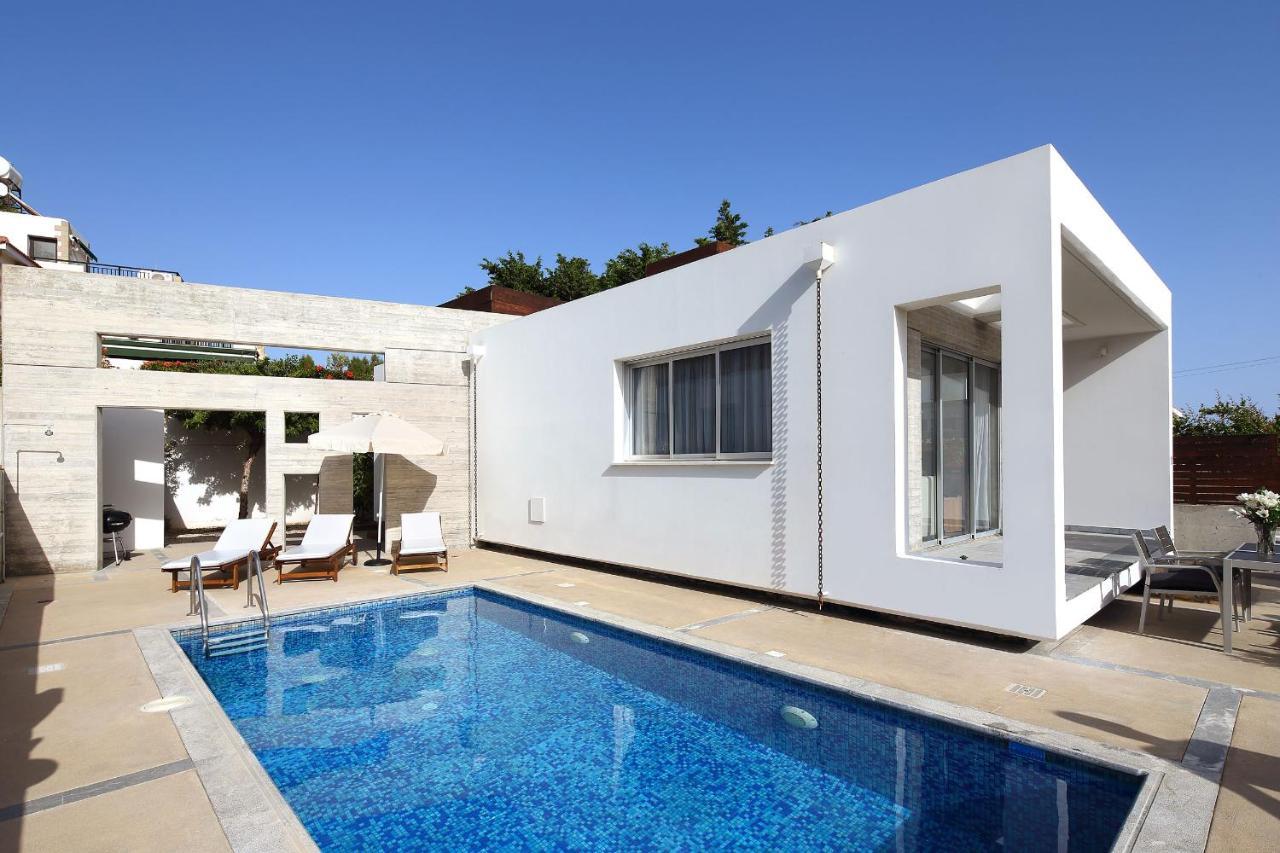 Paradise Cove Luxurious Beach Villas Paphos Eksteriør billede