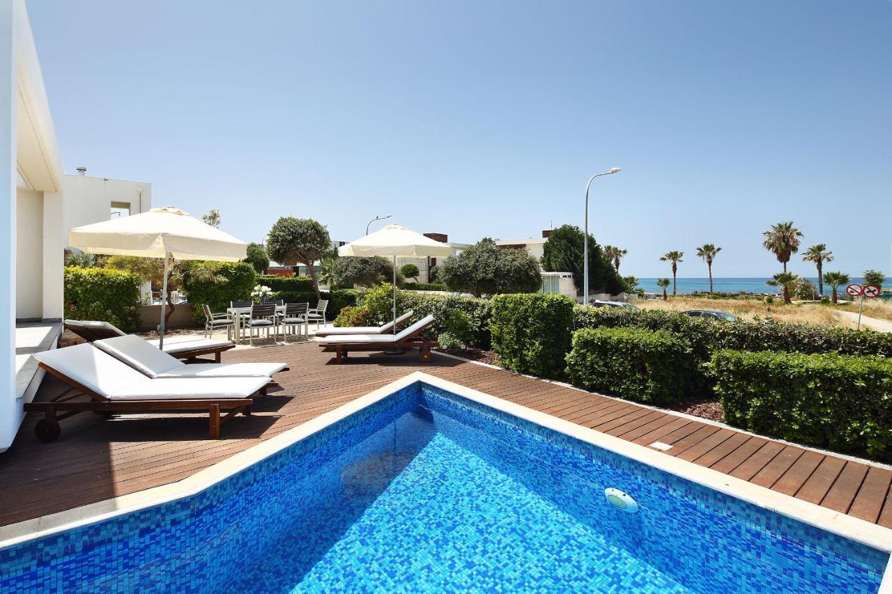 Paradise Cove Luxurious Beach Villas Paphos Eksteriør billede