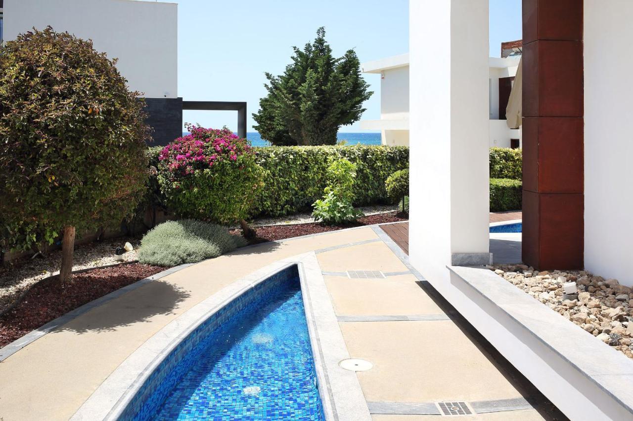 Paradise Cove Luxurious Beach Villas Paphos Eksteriør billede