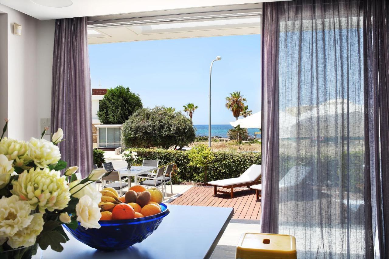 Paradise Cove Luxurious Beach Villas Paphos Eksteriør billede