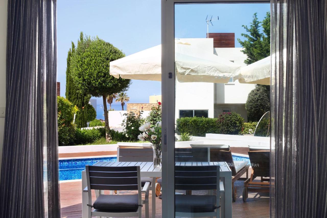 Paradise Cove Luxurious Beach Villas Paphos Eksteriør billede