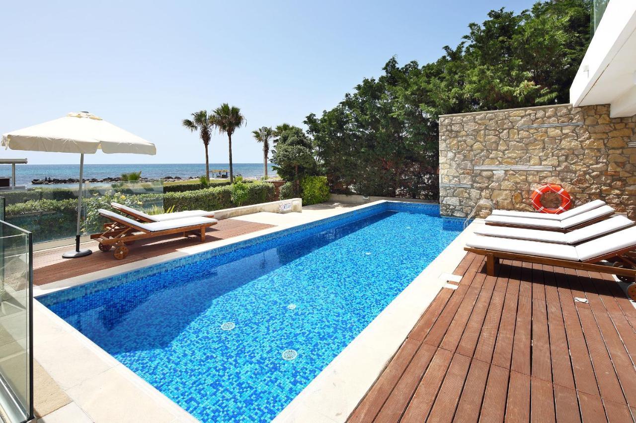 Paradise Cove Luxurious Beach Villas Paphos Eksteriør billede