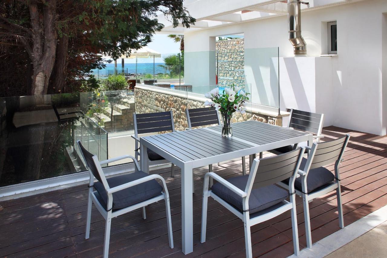 Paradise Cove Luxurious Beach Villas Paphos Eksteriør billede
