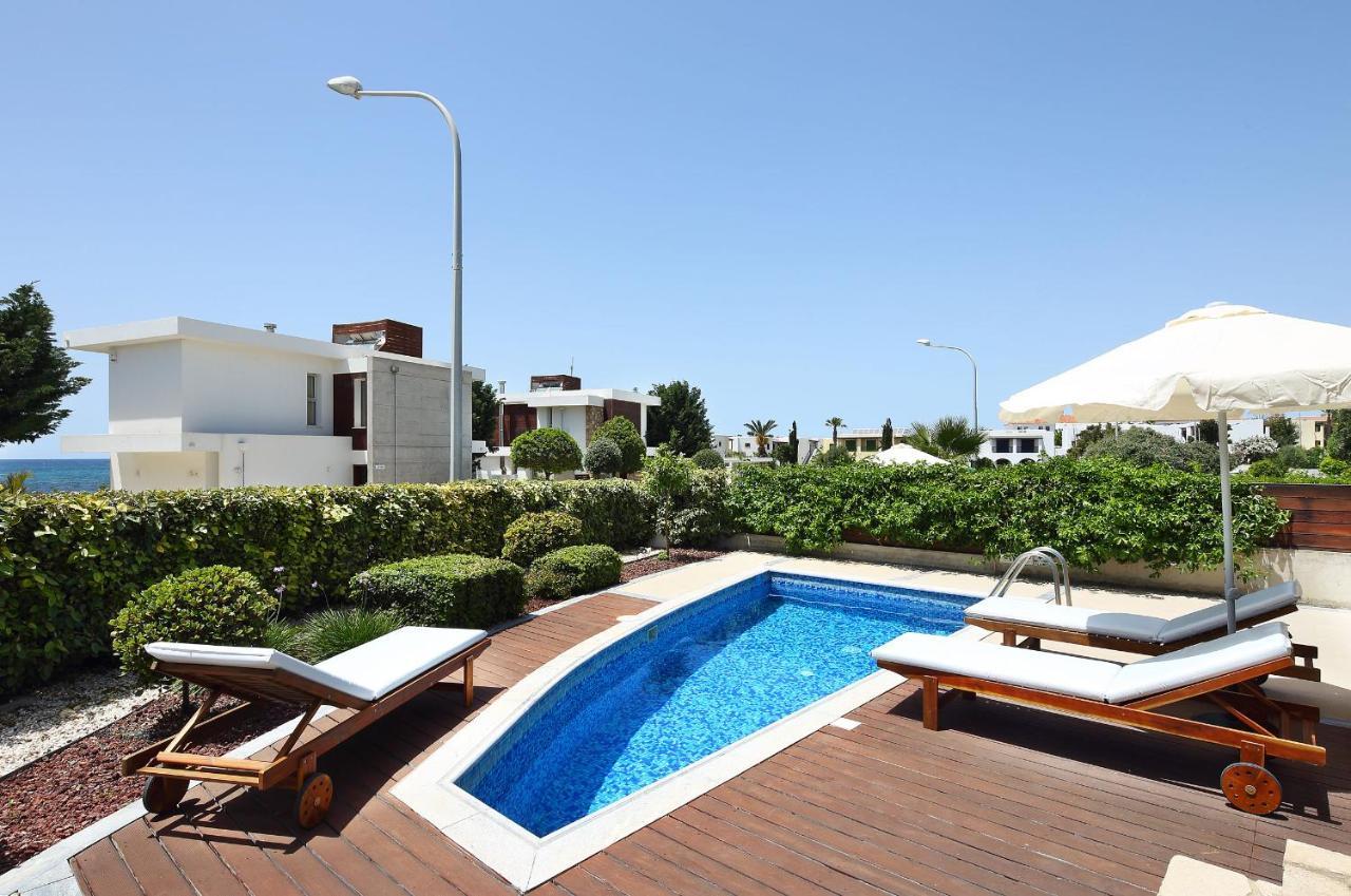 Paradise Cove Luxurious Beach Villas Paphos Eksteriør billede