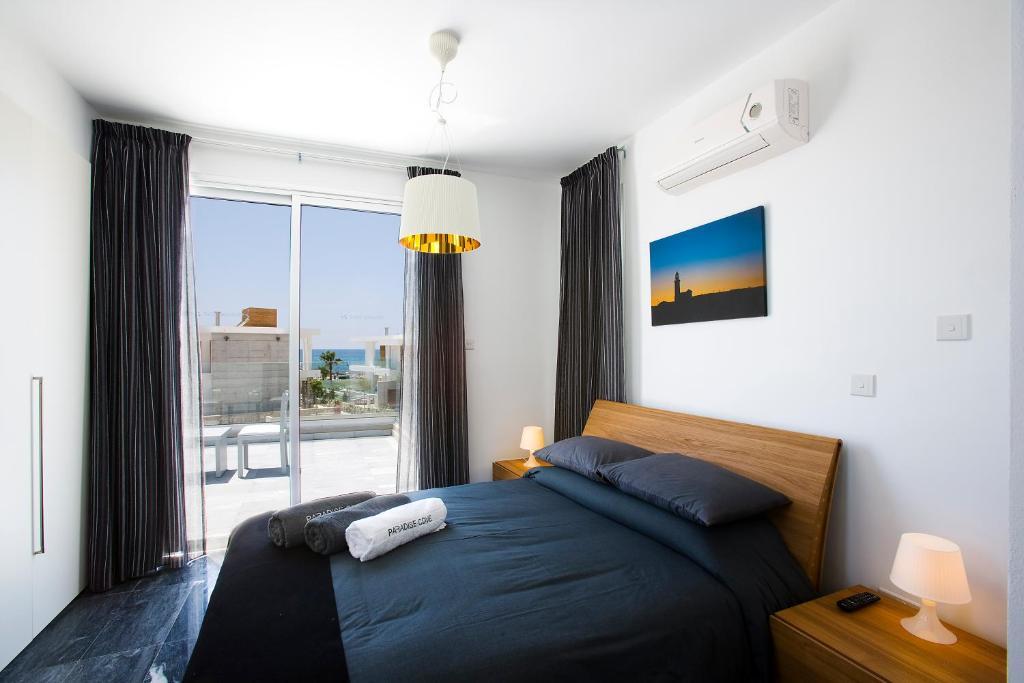 Paradise Cove Luxurious Beach Villas Paphos Værelse billede