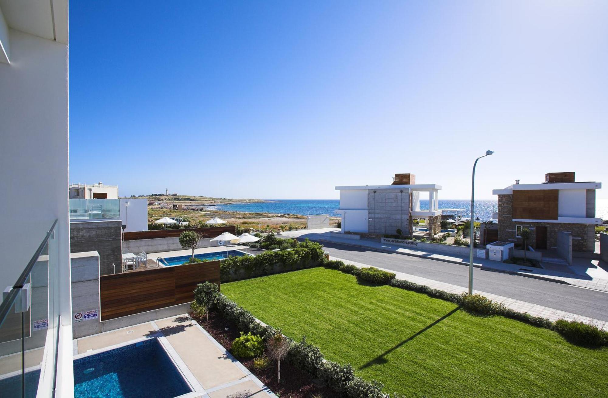 Paradise Cove Luxurious Beach Villas Paphos Eksteriør billede