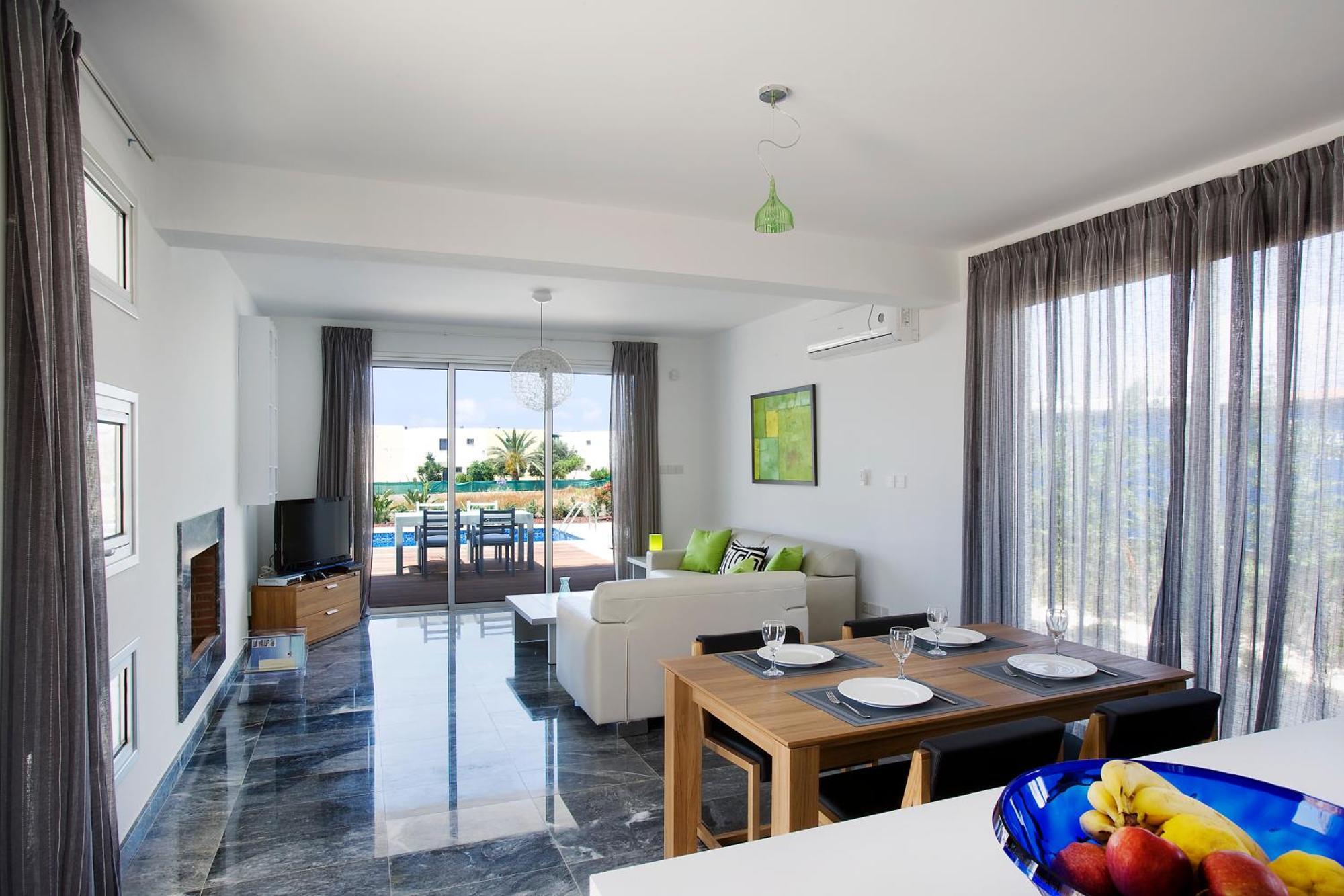 Paradise Cove Luxurious Beach Villas Paphos Eksteriør billede