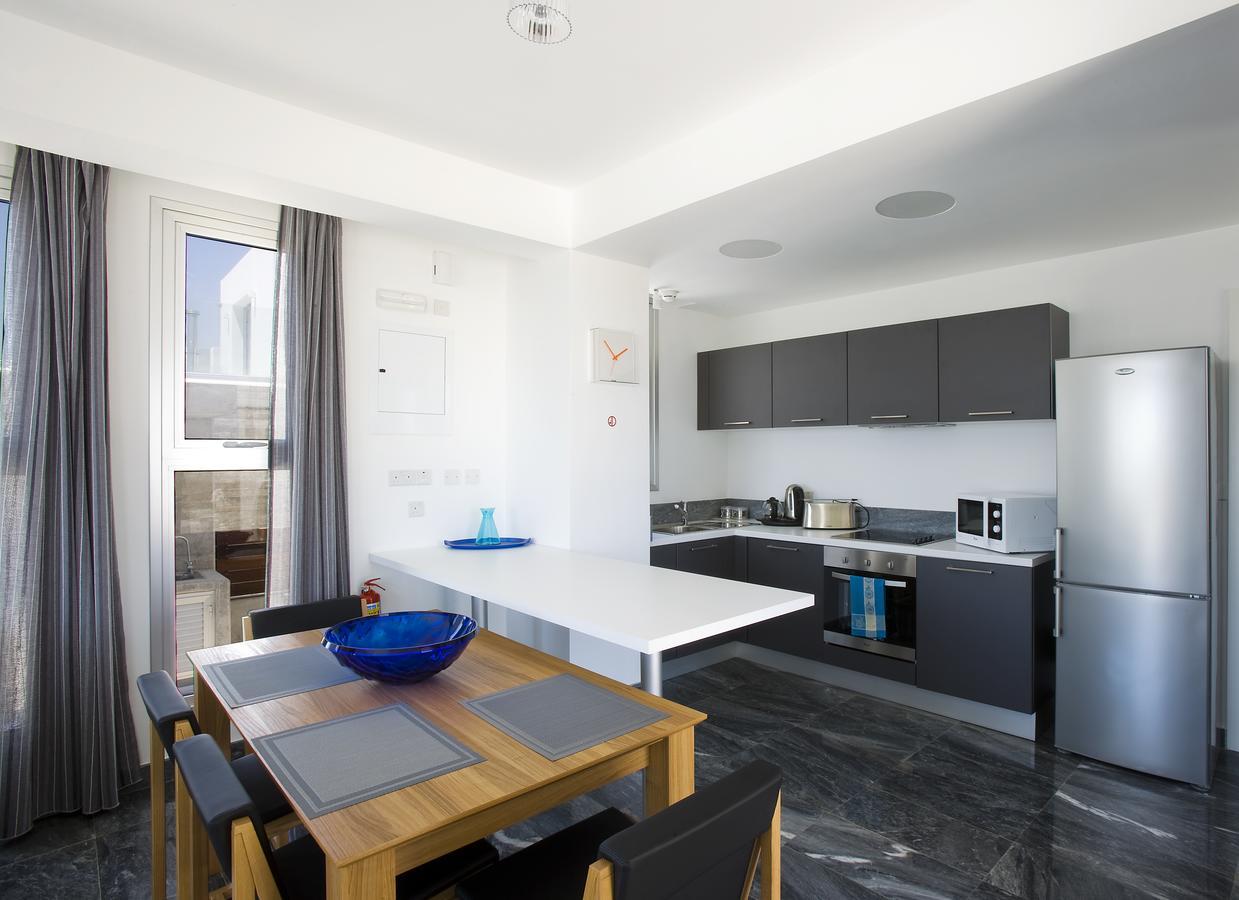 Paradise Cove Luxurious Beach Villas Paphos Eksteriør billede