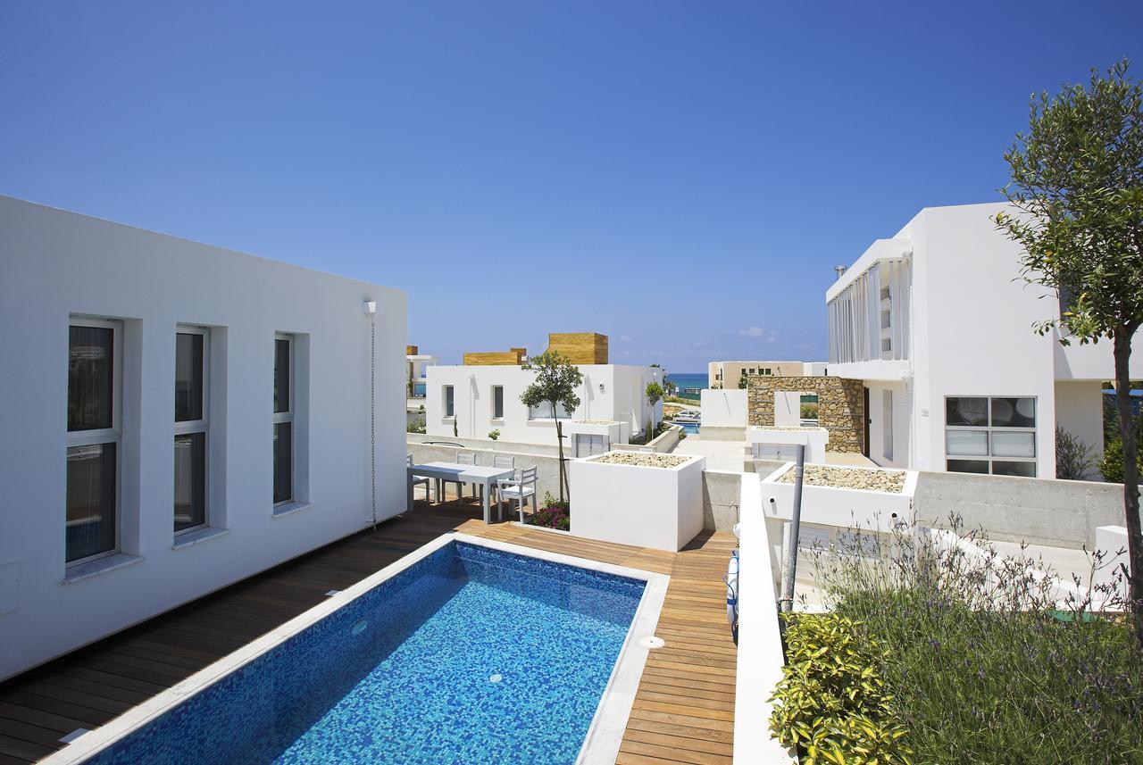 Paradise Cove Luxurious Beach Villas Paphos Eksteriør billede