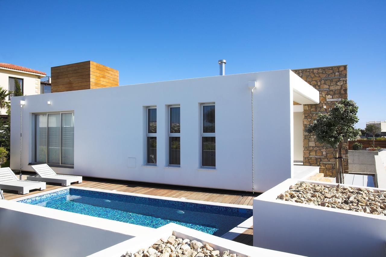 Paradise Cove Luxurious Beach Villas Paphos Eksteriør billede