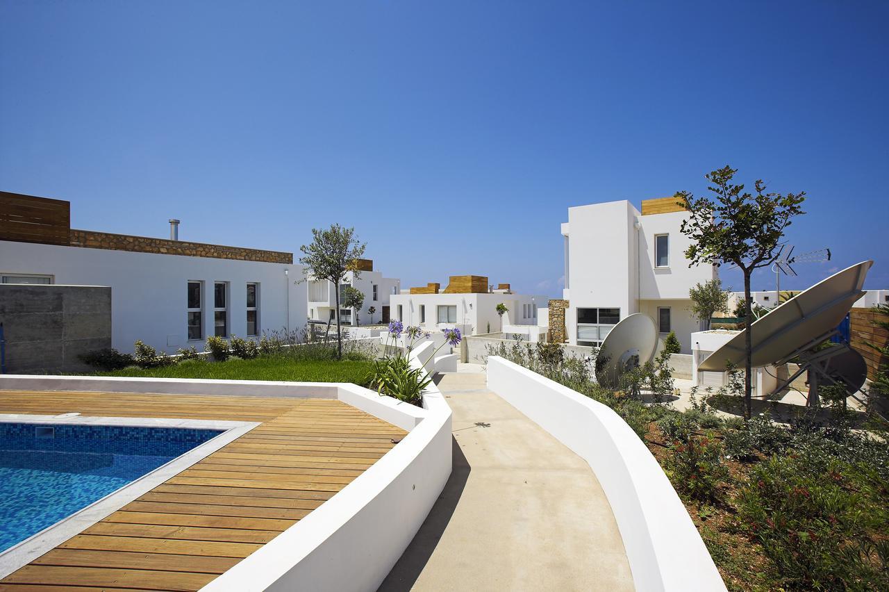 Paradise Cove Luxurious Beach Villas Paphos Eksteriør billede